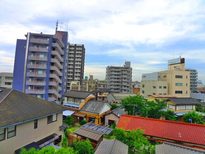 物件内観写真22　(室内からの展望)