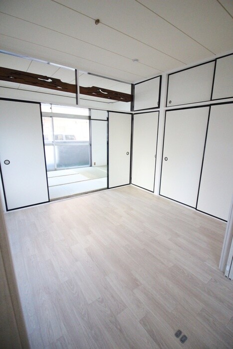 物件内観写真6　(居室)