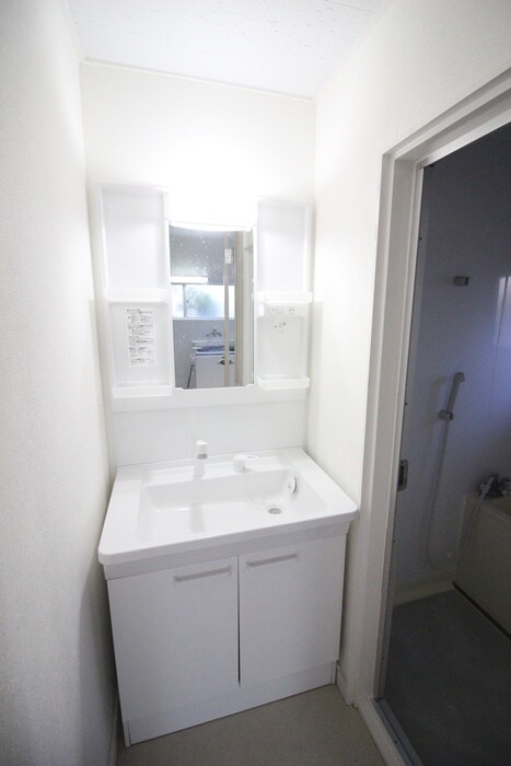 物件内観写真9　(洗面)