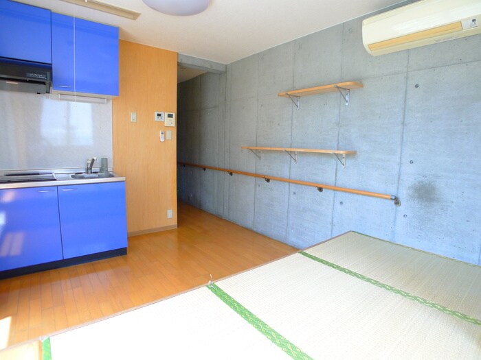 物件内観写真9　(居室)