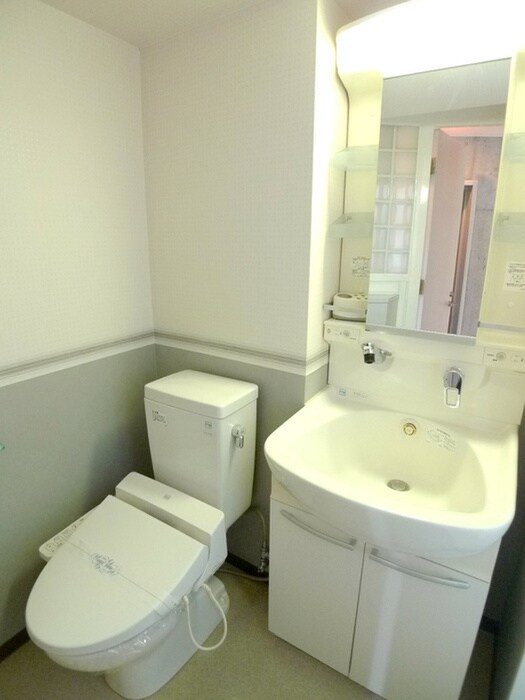 物件内観写真11　(洗面)