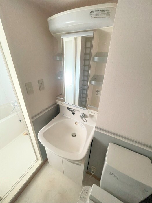 物件内観写真12　(洗面)