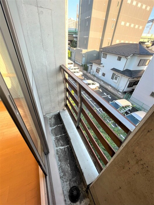 物件内観写真16　(室内からの展望)