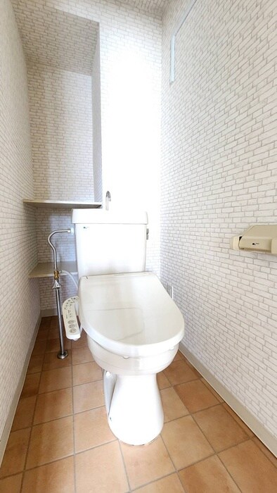 物件内観写真11　(トイレ)