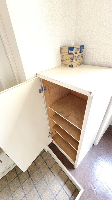 物件内観写真17　(靴箱)