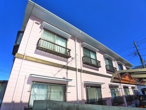 ｳﾞｨﾚﾁﾞ･ﾊﾋﾟﾈｽ5-参番館外観写真