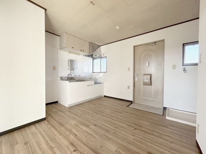 物件内観写真16　(内観写真)