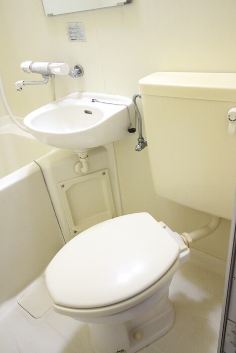 物件内観写真14　(トイレ)