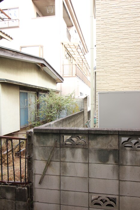 物件内観写真19　(室内からの展望)