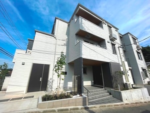 グラナーデ目白御留山外観写真