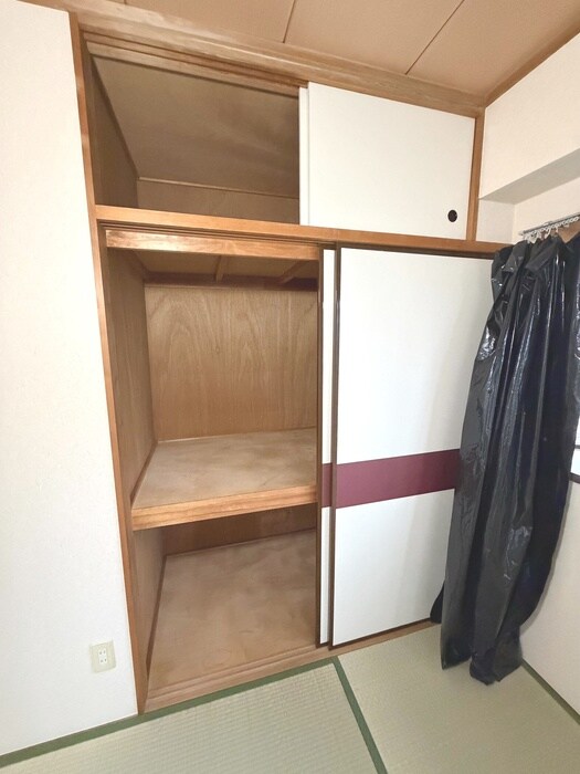 物件内観写真11　(収納)