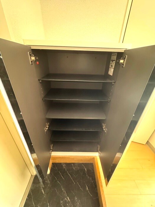 物件内観写真20　(靴箱)