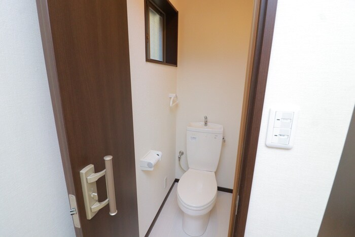 物件内観写真10　(トイレ)