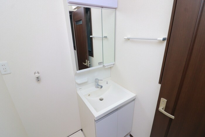 物件内観写真11　(洗面)