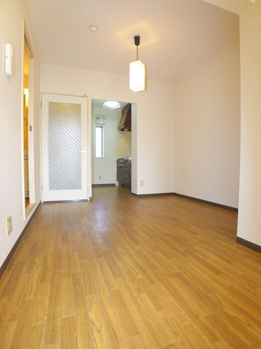 物件内観写真9　(居室)