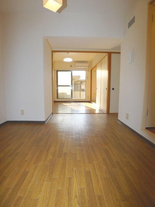 物件内観写真12　(内観写真)