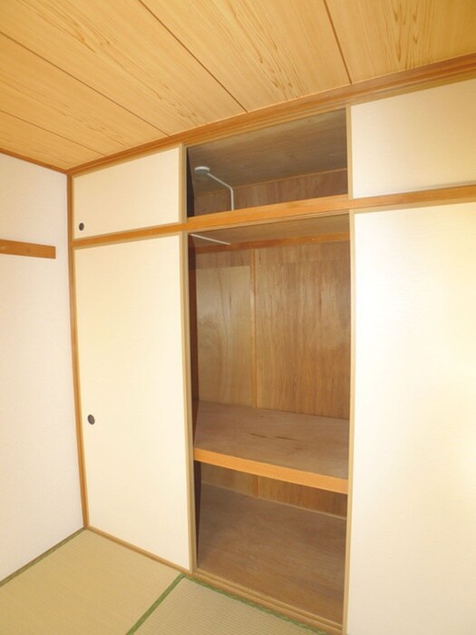 物件内観写真13　(収納)
