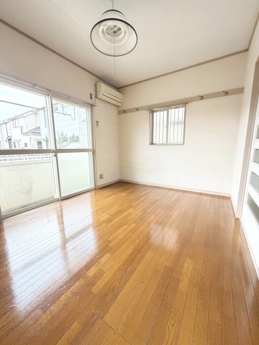 物件内観写真9　(居室)