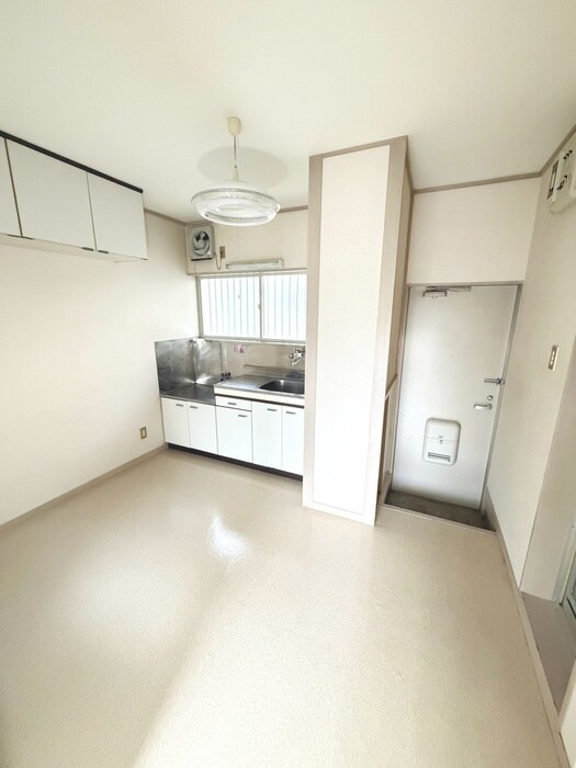 物件内観写真13　(廊下)