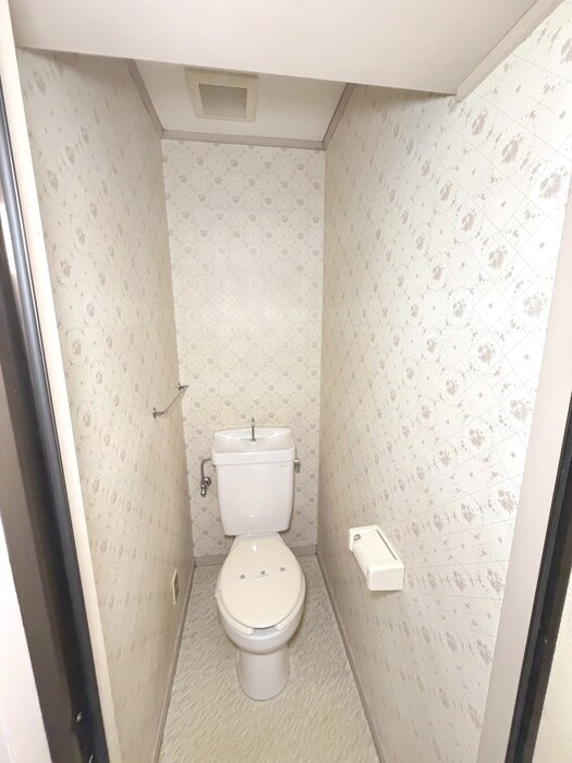 物件内観写真16　(トイレ)