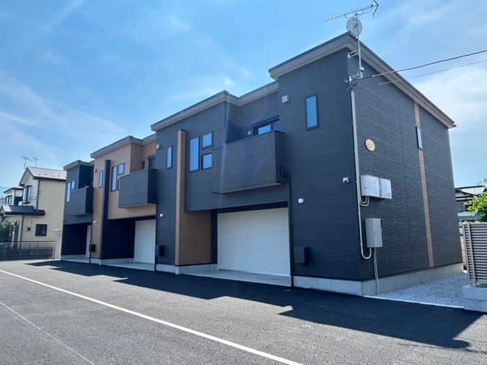 物件外観写真1　(外観写真)