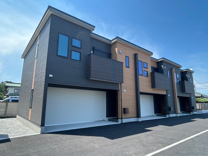 物件外観写真2　(外観写真)