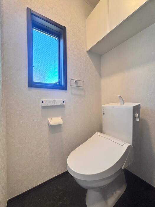 物件内観写真16　(トイレ)