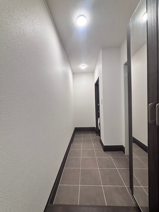 物件内観写真17　(玄関)