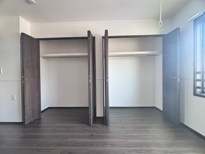 物件内観写真18　(収納)