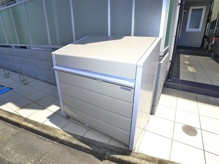 物件外観写真4　(建物設備)