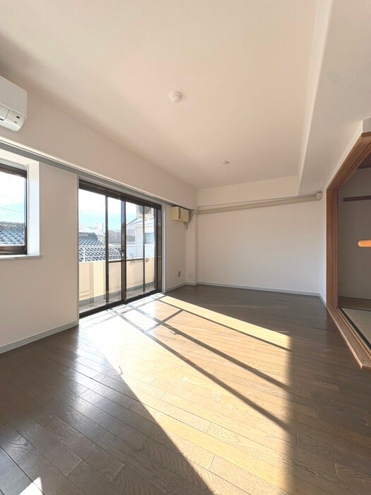 物件内観写真4　(居室)