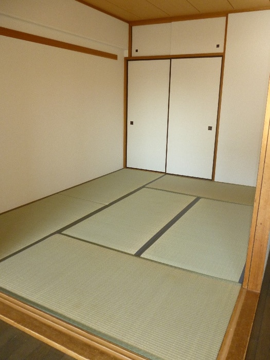 物件内観写真11　(居室)