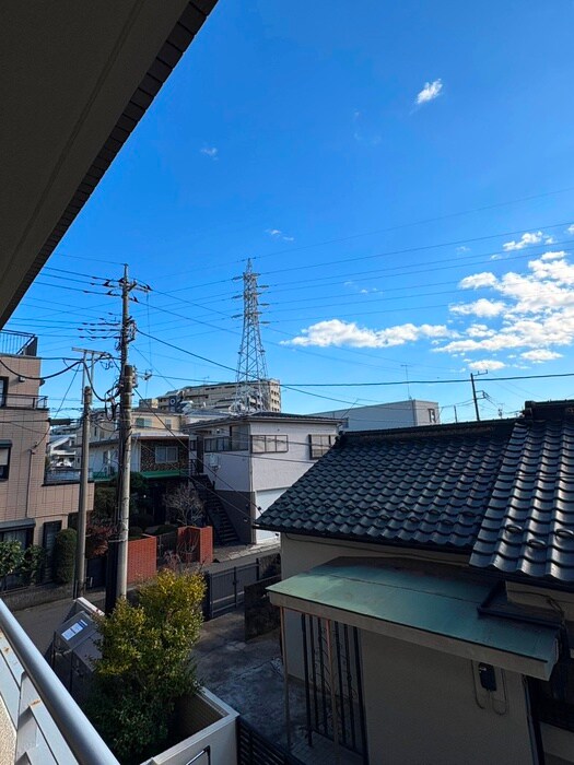 物件内観写真13　(室内からの展望)