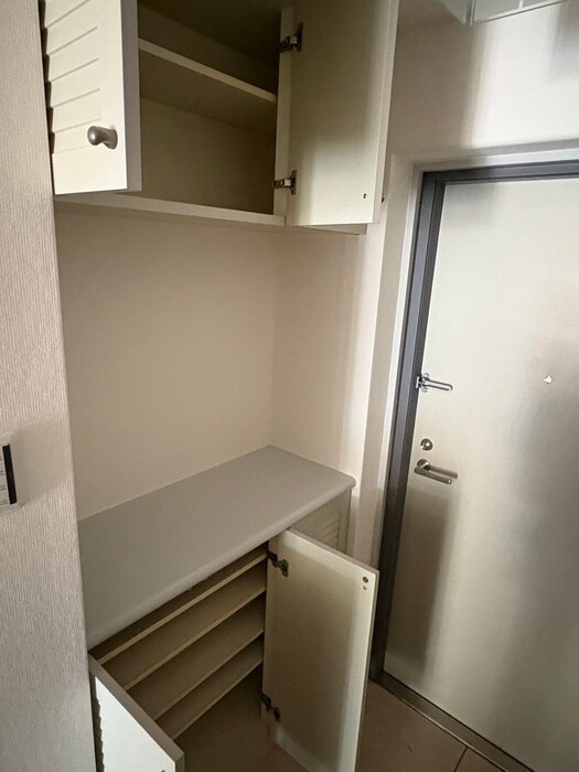 物件内観写真17　(靴箱)