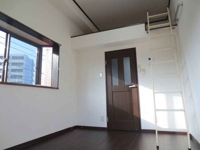 物件内観写真7　(居室)