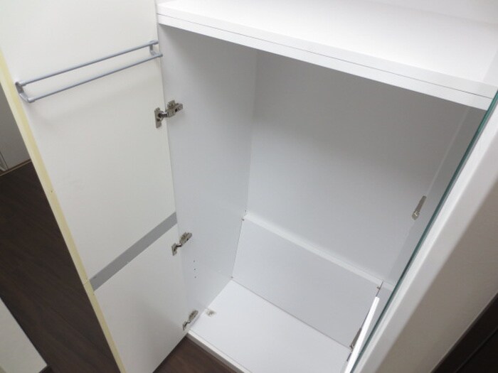 物件内観写真11　(収納)