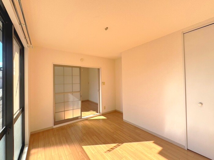 物件内観写真5　(居室)