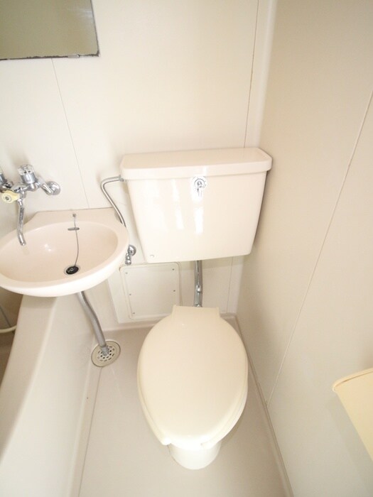 物件内観写真14　(トイレ)