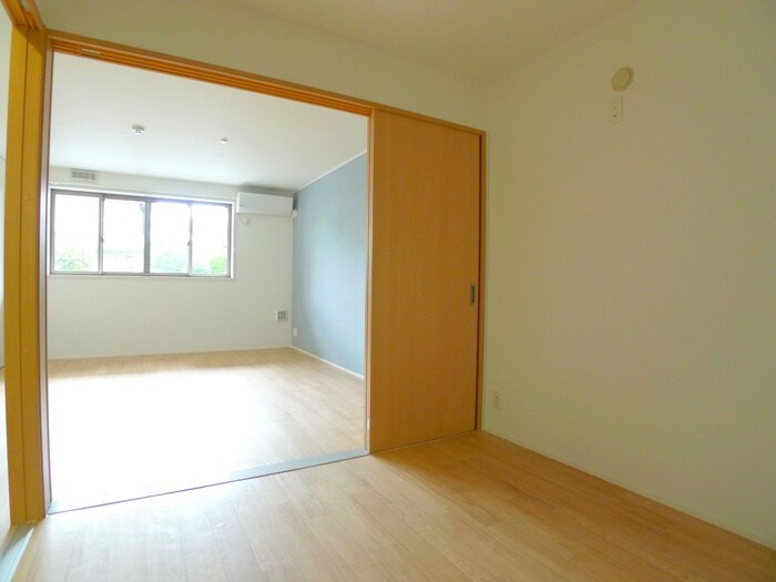 物件内観写真18　(居室)