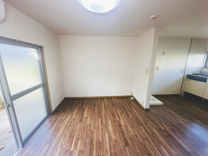 物件内観写真9　(居室)