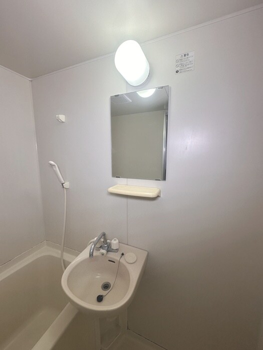 物件内観写真13　(洗面)