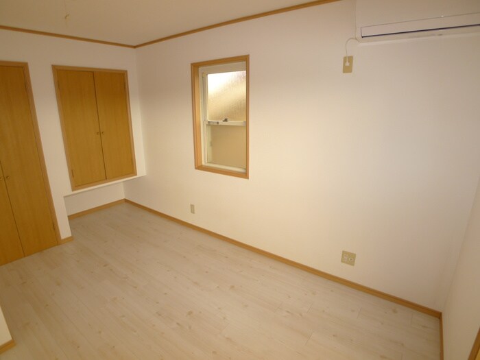 物件内観写真11　(居室)