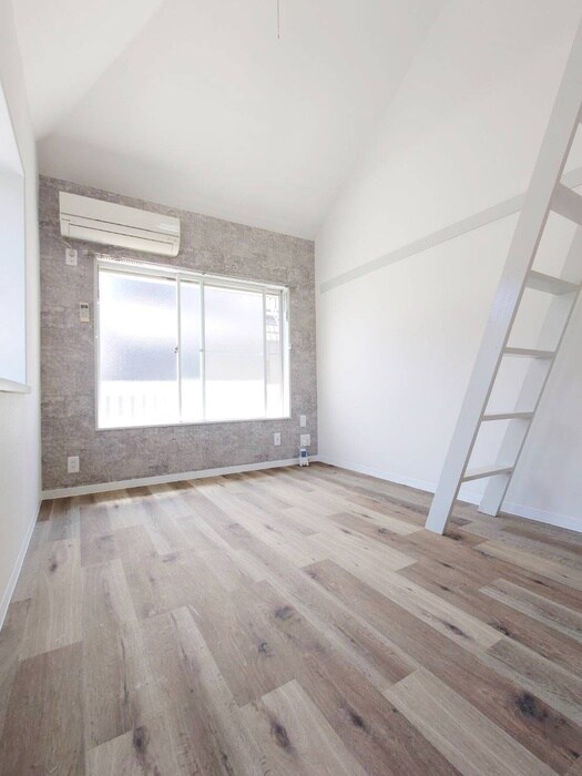 物件内観写真9　(居室)