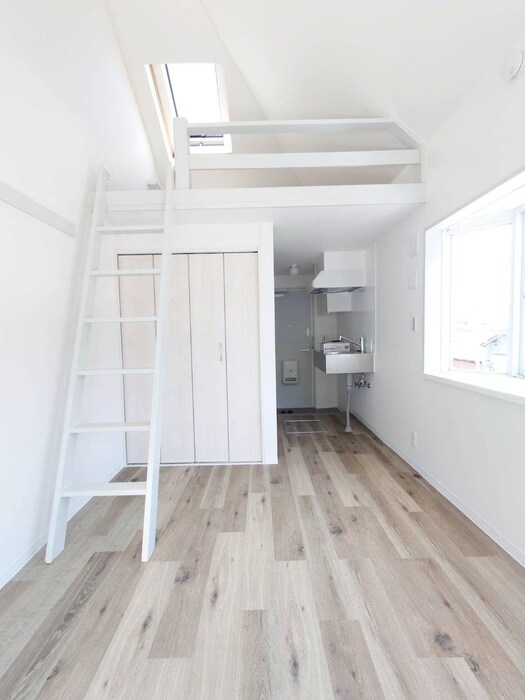 物件内観写真10　(居室)