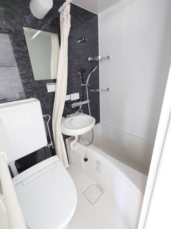 バス／シャワールーム等