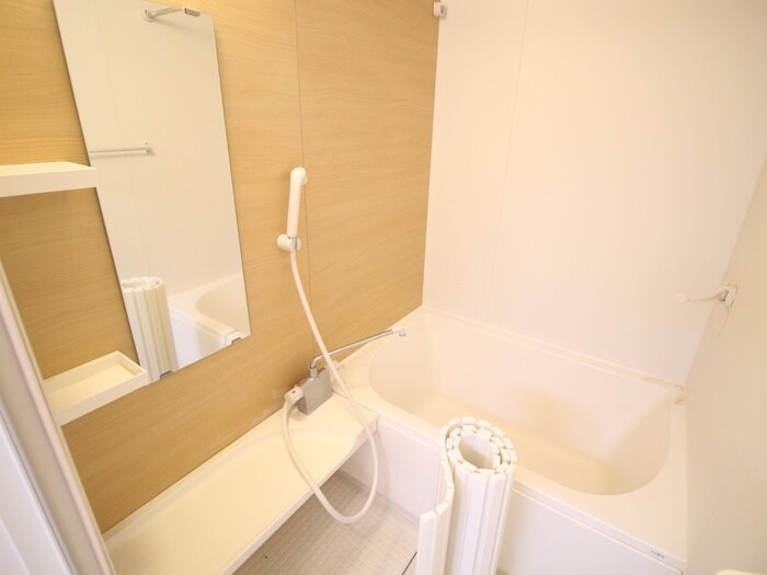 物件内観写真12　(バス／シャワールーム等)