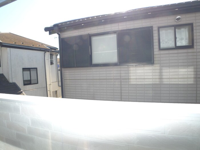 物件内観写真17　(室内からの展望)