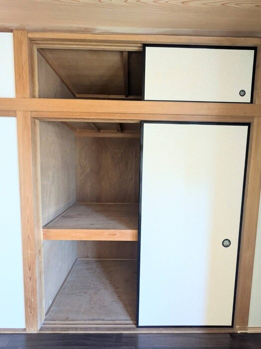 物件内観写真12　(収納)