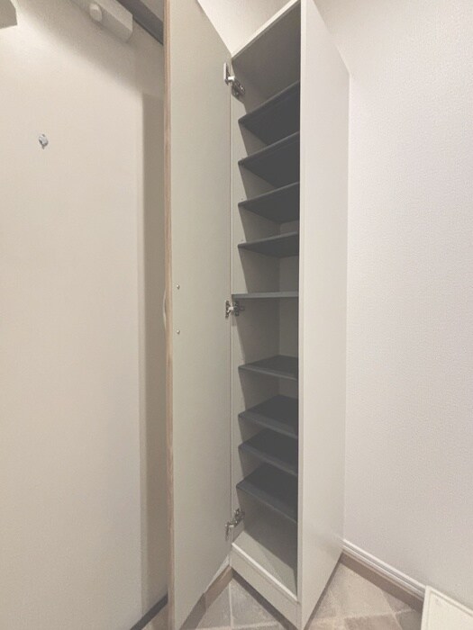 物件内観写真18　(靴箱)