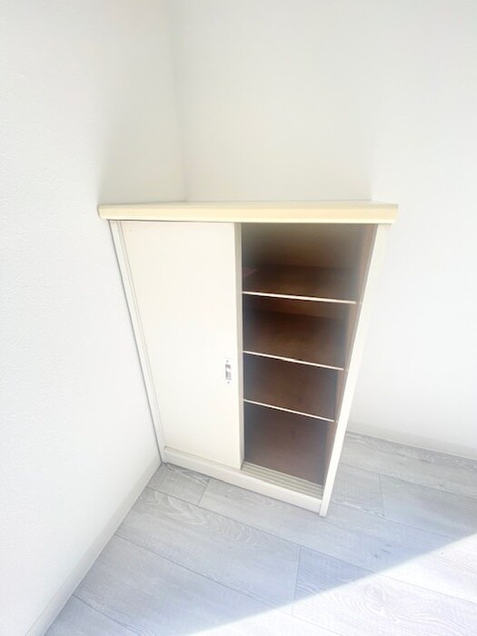 物件内観写真13　(靴箱)